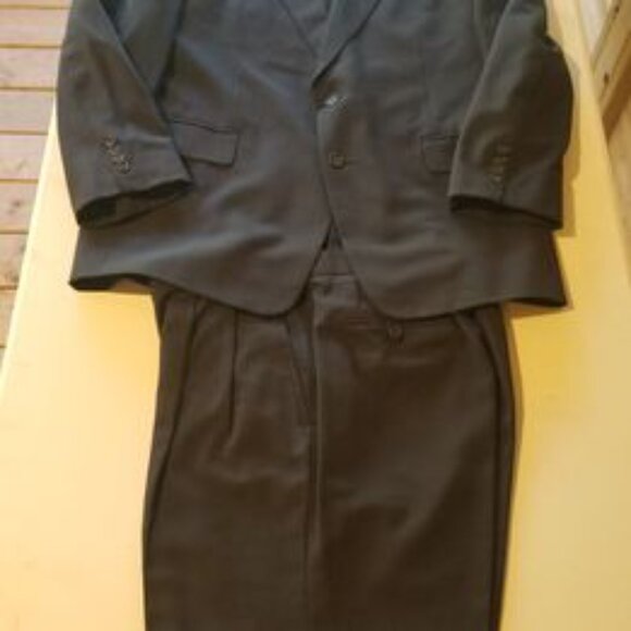 Maxwell's Clothier Hong Kong Mens 42 R blazer jacket and Pant Suit - Picture 3 of 10